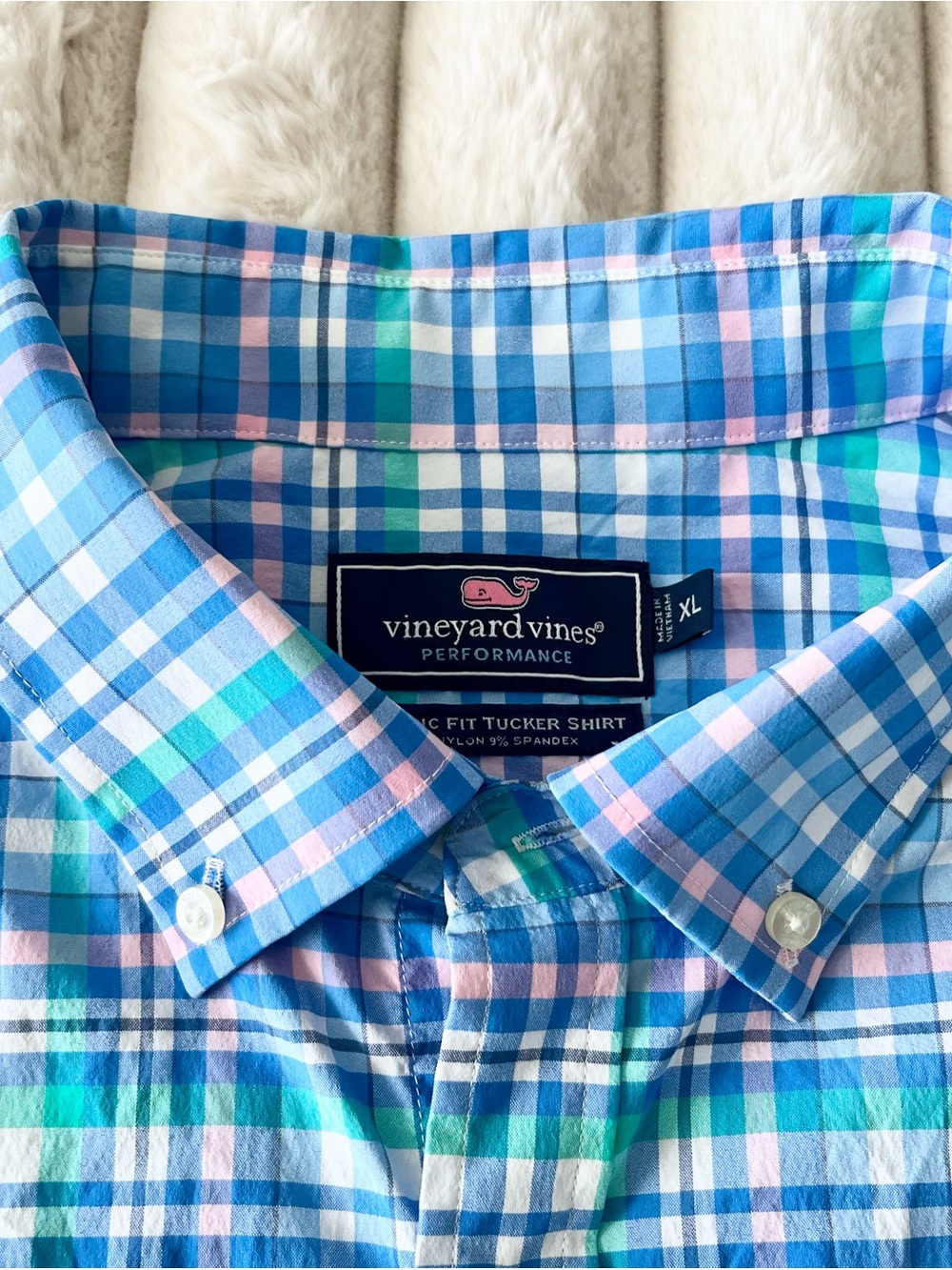Vineyard Vines Performance Tucker Shirt Men’s XL Blue Plaid Button Down